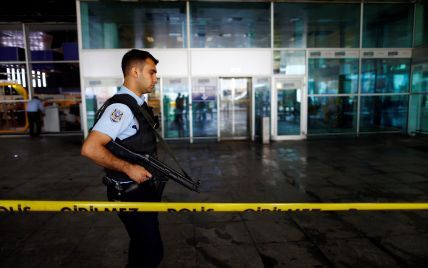 Турецький аналітик пояснив провал служб безпеки стамбульського аеропорту