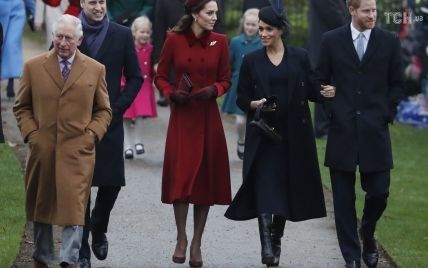 Герцогиня Кейт считает, что Меган использовала ее, чтобы подняться по "королевской лестнице" - СМИ