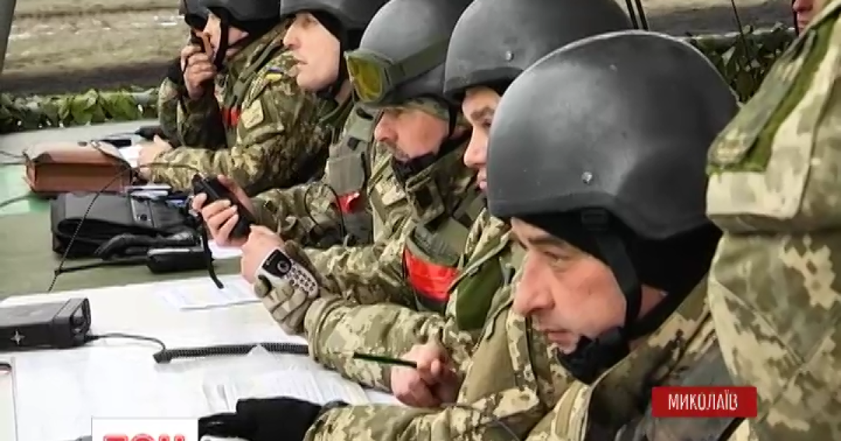За учениями на "мятежном" военном полигоне наблюдают иностранные атташе