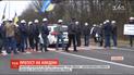 Шахтарі заблокували в'їзд на пункт пропуску Рава-Руська, вимагаючи виплати борг по зарплаті