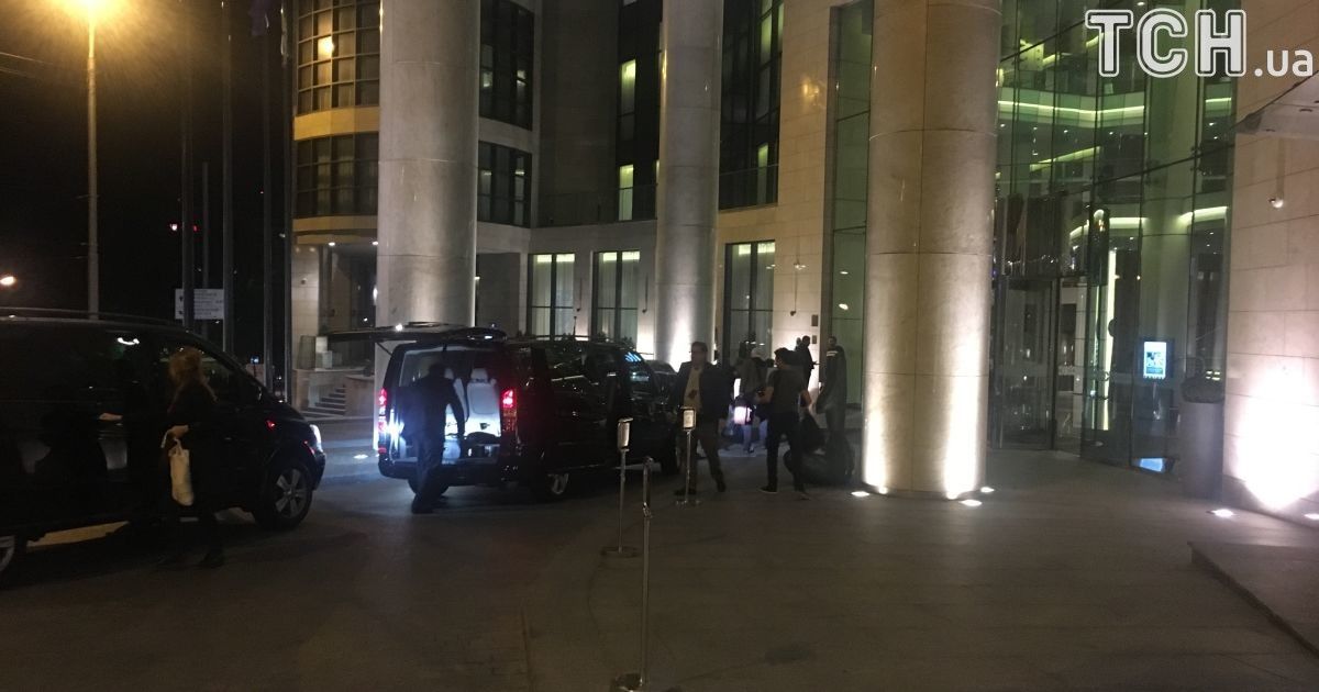 Одразу після виступу Стінг поїхав до готелю. / © Фото Валерії Ковалінської/ТСН