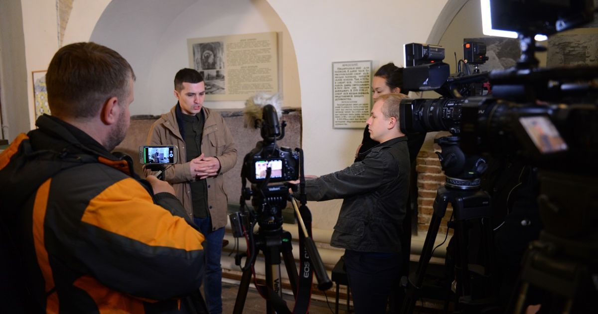 Україна. Повернення своєї історії_03