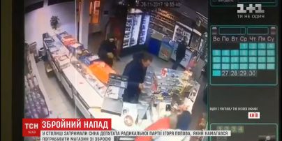 14-летний сын радикала Игоря Попова вместе с другом ограбил продуктовый магазин