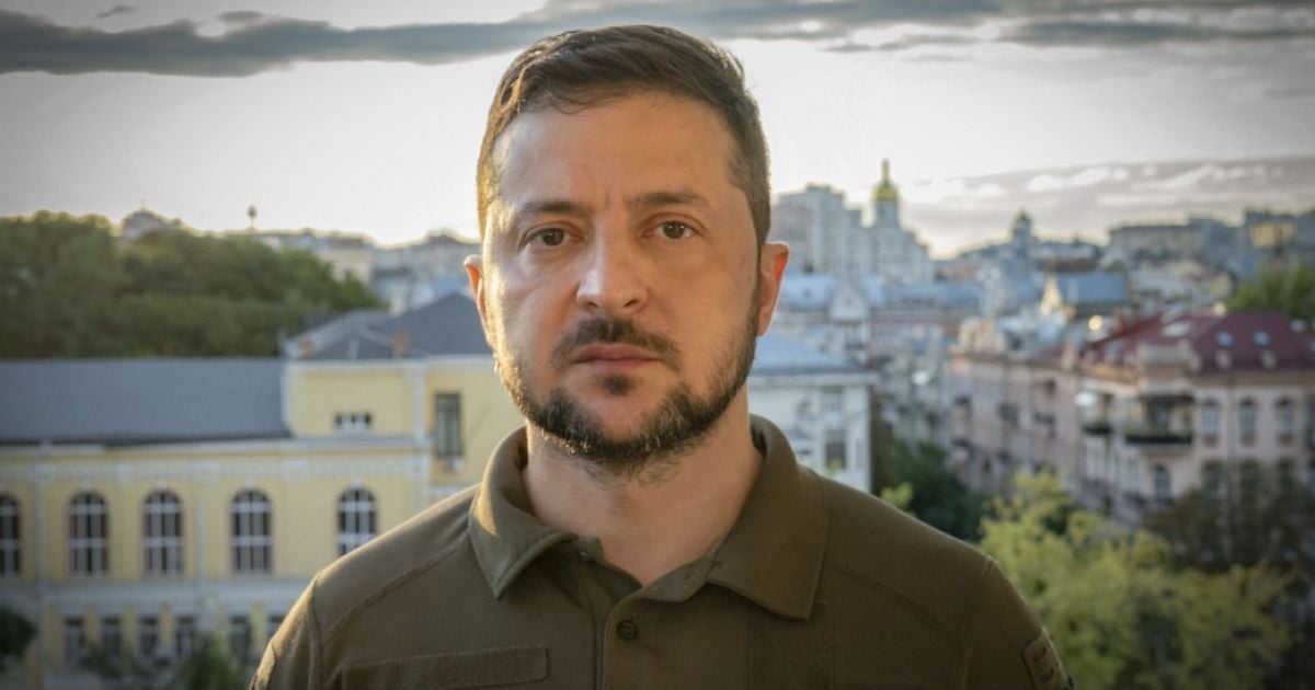 "Этот учебный год все начинают по-разному": Зеленский обратился к украинцам 1 сентября (видео)