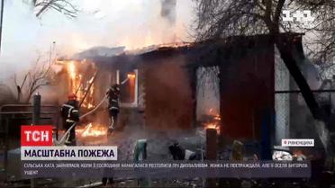 У Рівненській області пенсіонерка намагалася розтопити піч дизпаливом і спалила хату