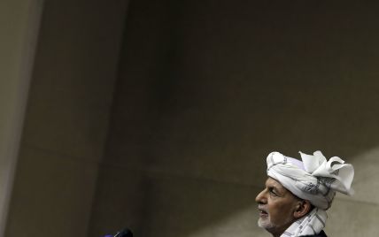 "Поїхав у сорочці, тюрбані й туфлях": президент Афганістану розповів про втечу і обіцяє повернутися