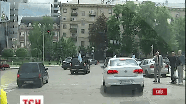 В Києві відбувся автопробіг в пам'ять загиблих кримських татар