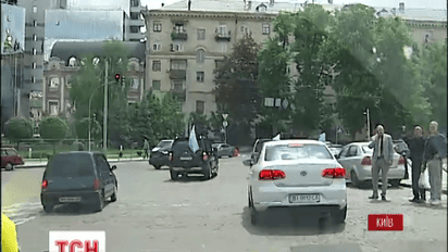 В Києві відбувся автопробіг в пам'ять загиблих кримських татар