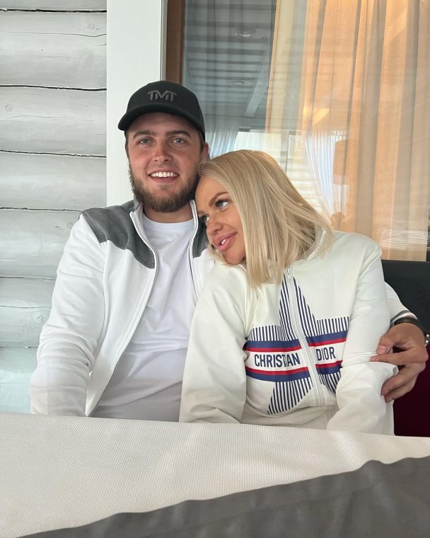 Анна Жук з чоловіком