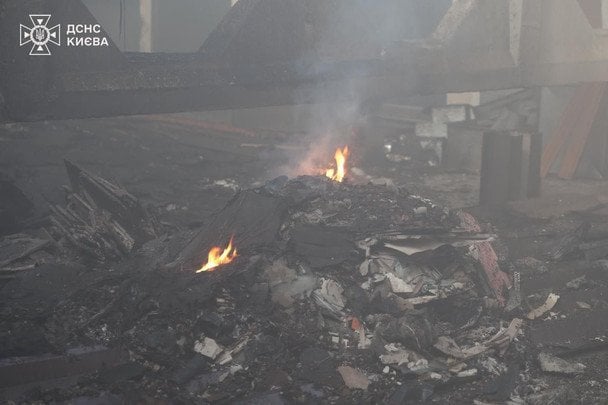 Утром 4 апреля РФ атаковала Киев. / © ГУ ГСЧС в Киеве