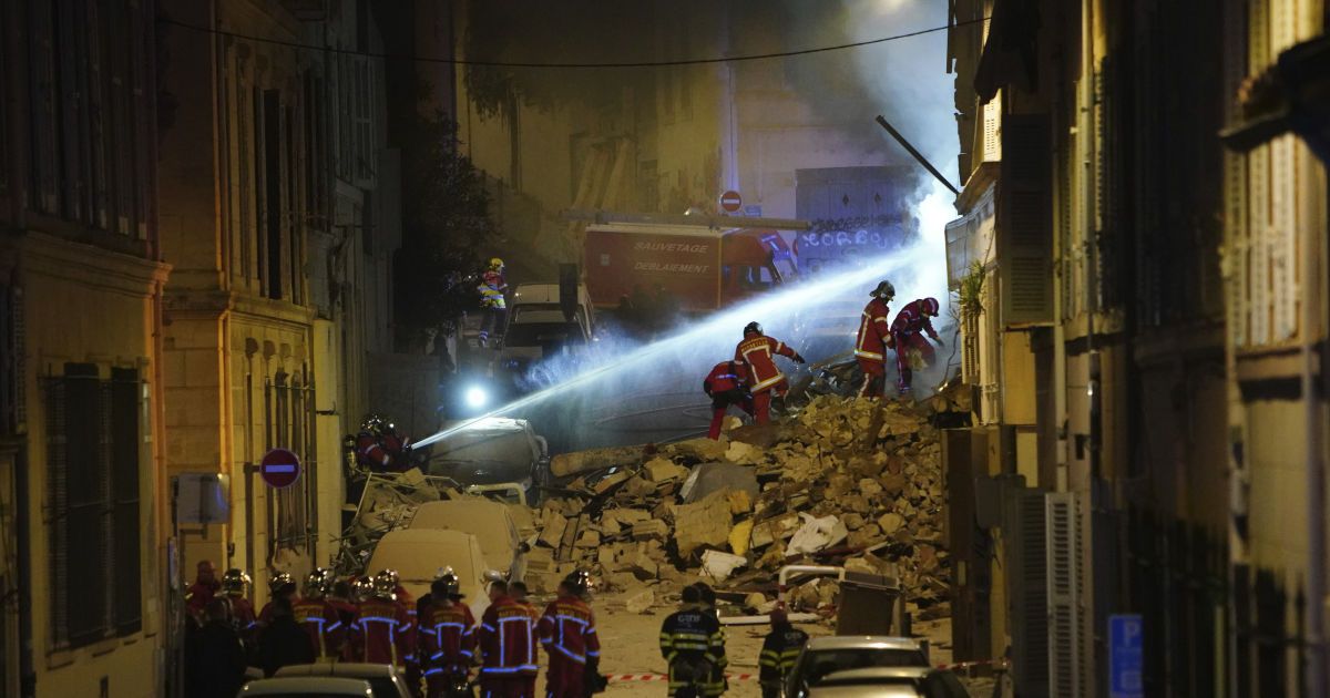 5 загиблих дістали з-під завалів будинку в Марселі