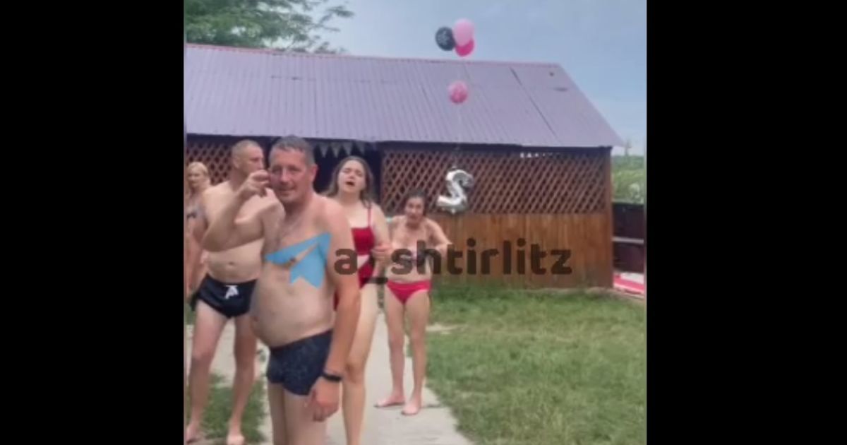 У Запоріжжі на базі відпочинку "Куманьок" виник скандал через пісні "путіністки" Аллегрової