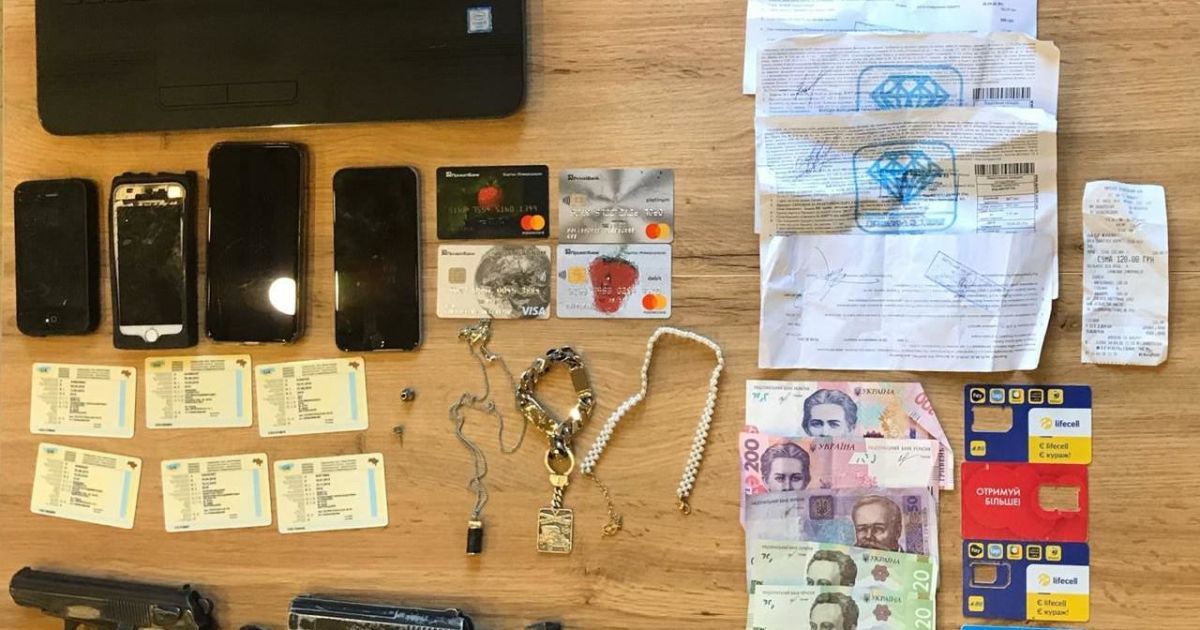банда правоохоронців_1 / © Головне управління національної поліції Київської області