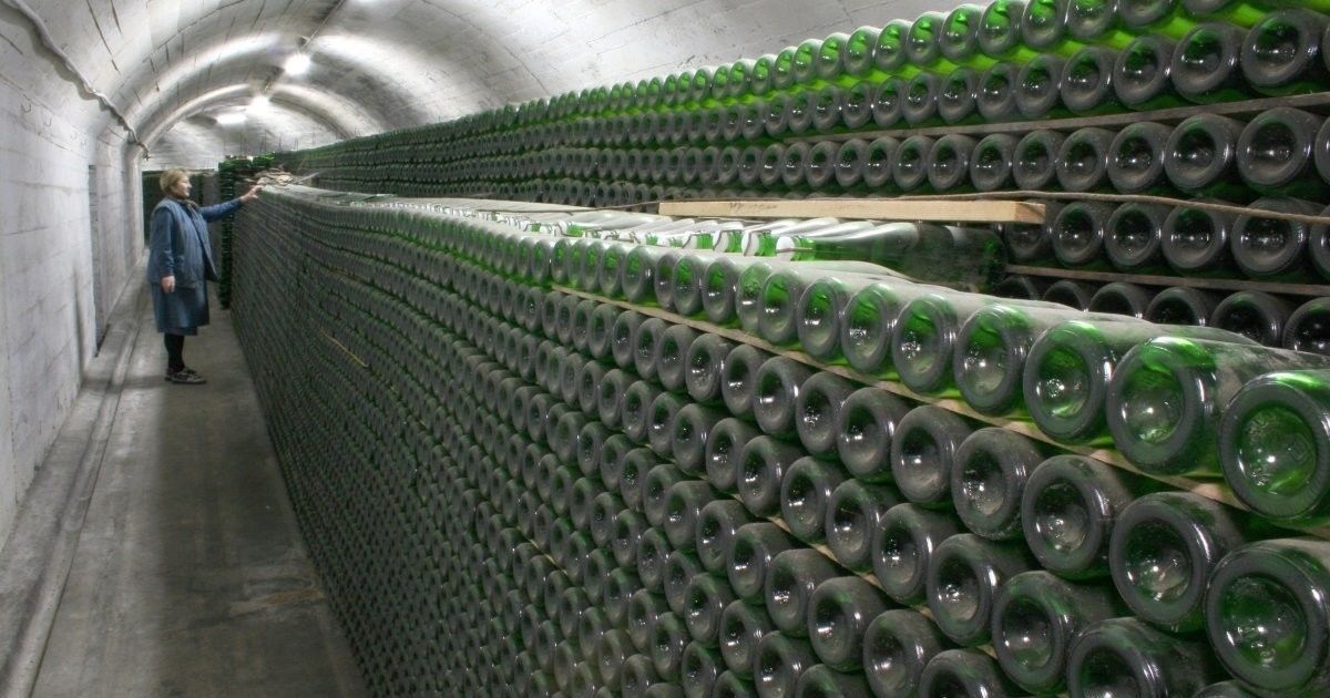 Депутаты ВР поддержали законопроект, который повышает акцизы на алкоголь и табак