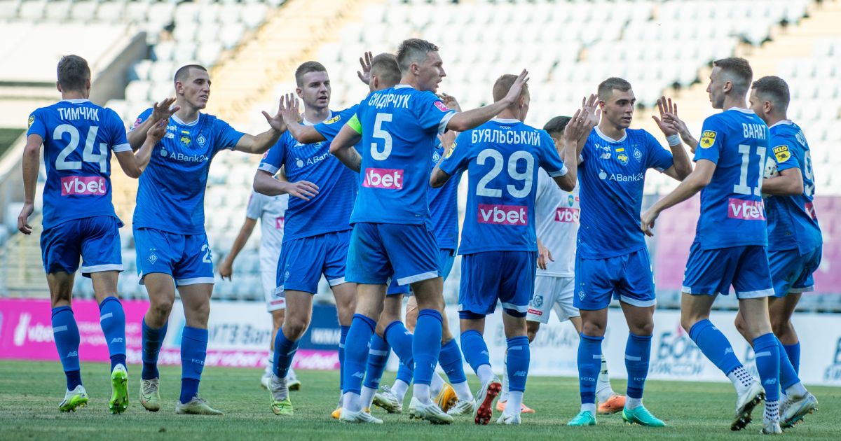 "Динамо"