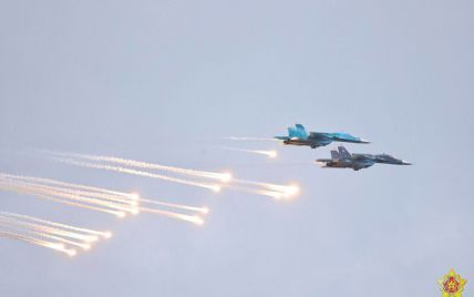 Російські військові літаки залишаться в Білорусі після спільних навчань
