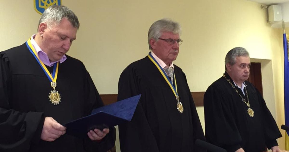 Судья Сокуренко много лет работал с Лавриновичем