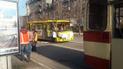 В центре Мариуполя маршрутка протаранила троллейбус
