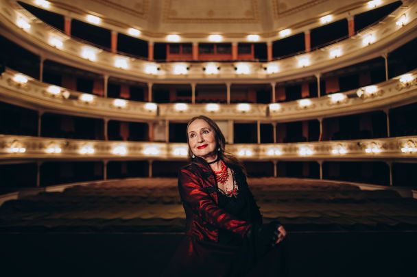 Лариса Кадочникова