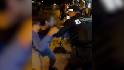 В центре Львова пьяный мужчина напал на полицейских