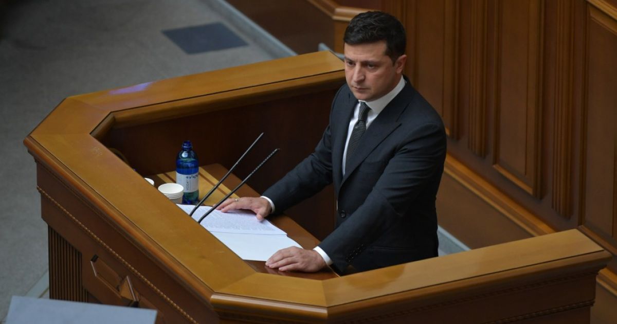 "Чому ми досі не в НАТО?": Зеленський озвучив "дуже просте" питання до президента США