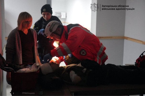 Наслідки ворожого удару по Запоріжжю / © Очільник Запорізької ОВА Іван Федоров