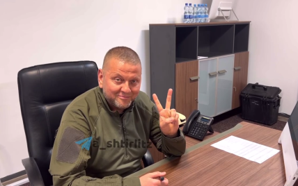 Живий та здоровий: Залужний, якого "поховали" окупанти, записав відеозвернення