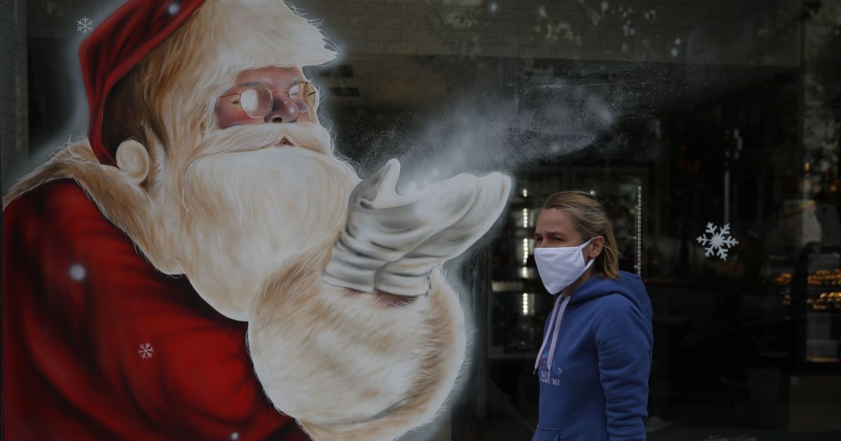 Merry Covid Christmas: до Різдва у США через коронавірус наділили Санта-Клауса новими чарівними можливостями