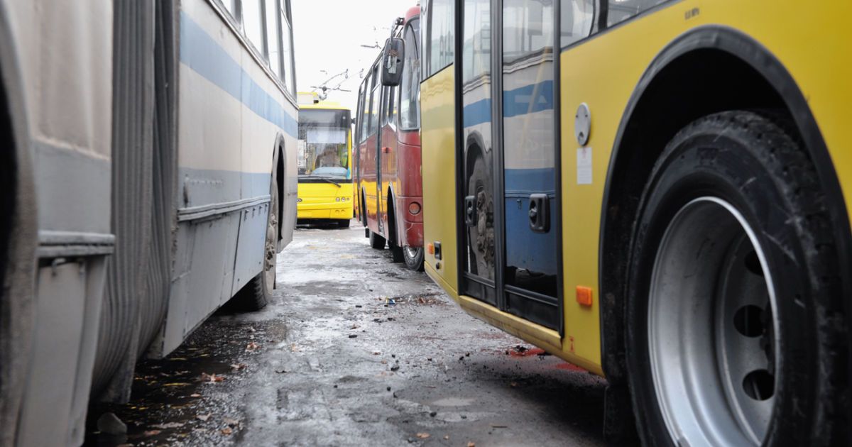 В оккупированном Севастополе из-за нехватки электроэнергии остановили троллейбусы