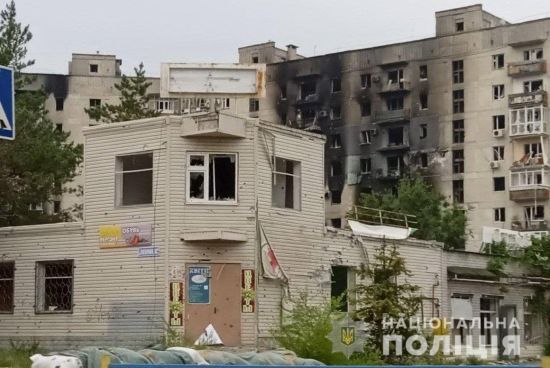 Російські окупанти обстріляли всі населені пункти Луганщини: зруйновані майже пів сотні житлових будинків
