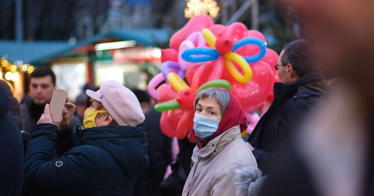Коронавирус в Киеве 18 декабря: зафиксировано почти 1400 новых случаев, 19 человек скончались