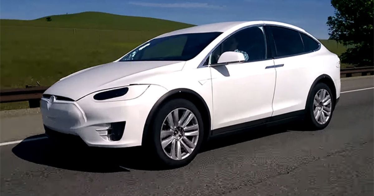 Tesla продолжает тестировать кроссовер Model X (видео)