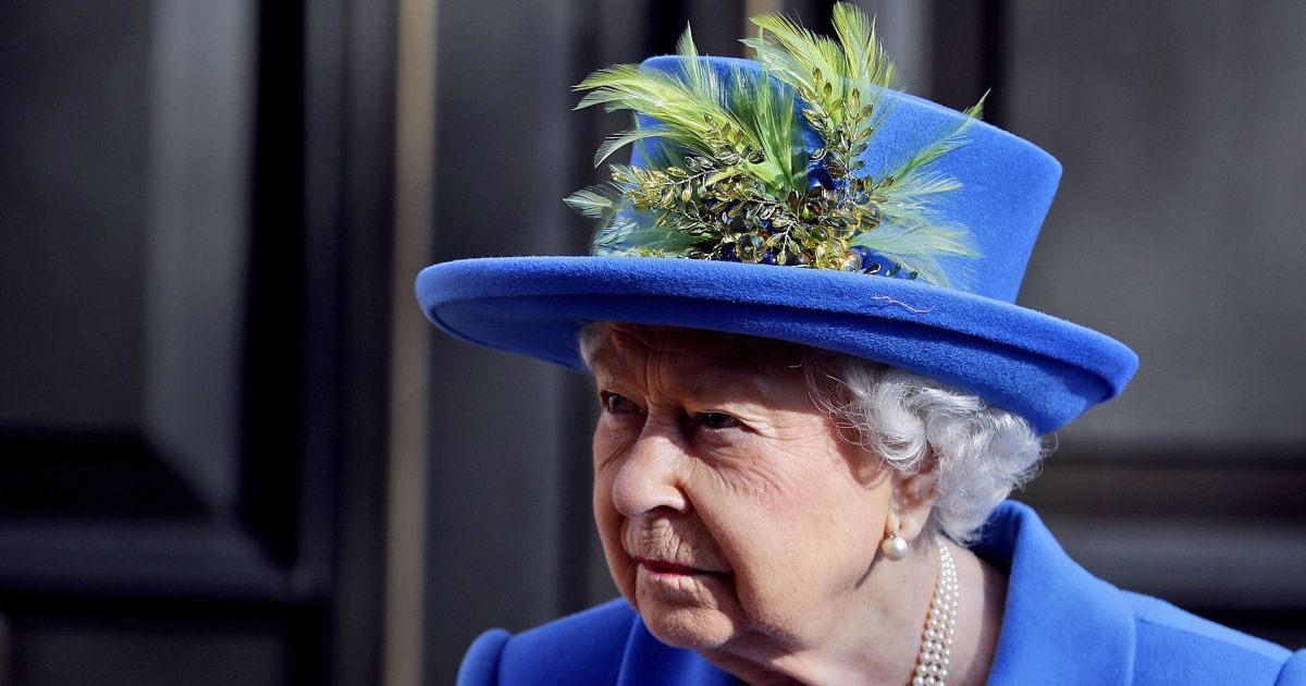 Королева Елизавета II в четвертый раз за годы своего правления обратился к нации