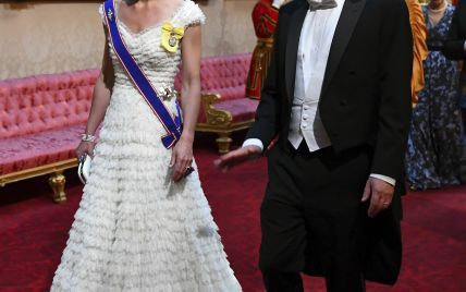 В платье Alexander McQueen и "особой" тиаре: герцогиня Кембриджская на торжественном приеме в Букингемском дворце