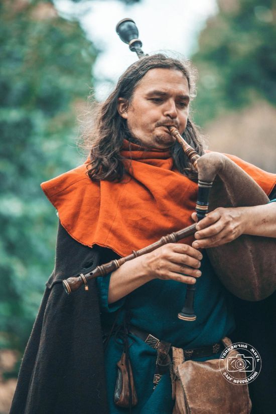 Від ускладнень коронавірусу помер музикант гурту "Хорея Козацька" Данило Перцов