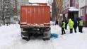 У Чернігові сміттєвоз розчавив жінку, яка підсковзнулася на снігу