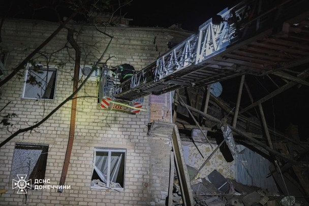 Нічна атака у Краматорську 22 червня / © ДСНС