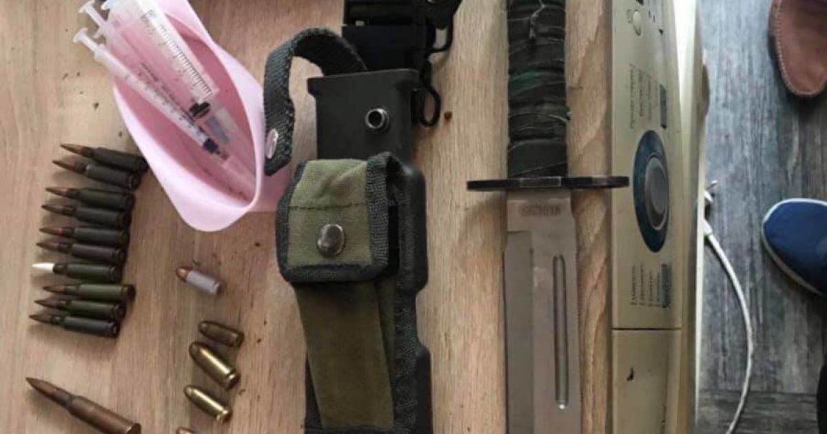 Київський поліціянт збував наркотики