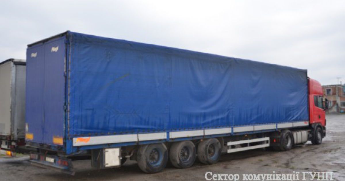 На Тернопольщине мужчина держал детей в заложниках, требуя компенсации за разбитое стекло