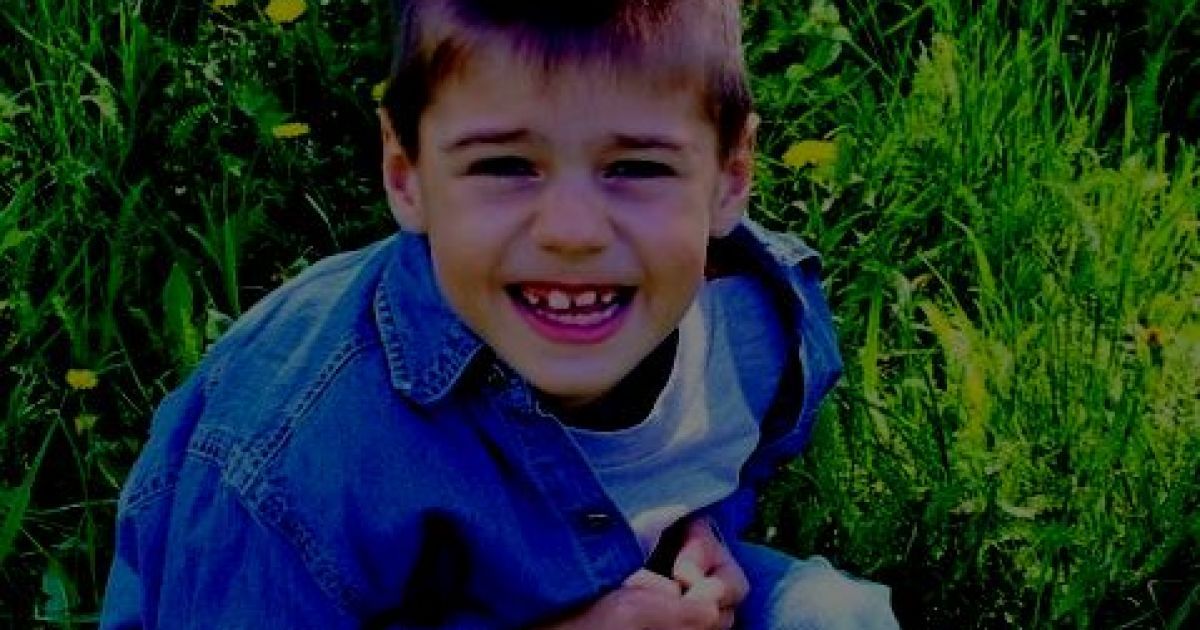 Миша из Днепра очень надеется на помощь отзывчивых людей