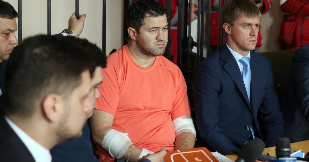 НАБУ призывают расследовать сокрытие Насировим британского подданства