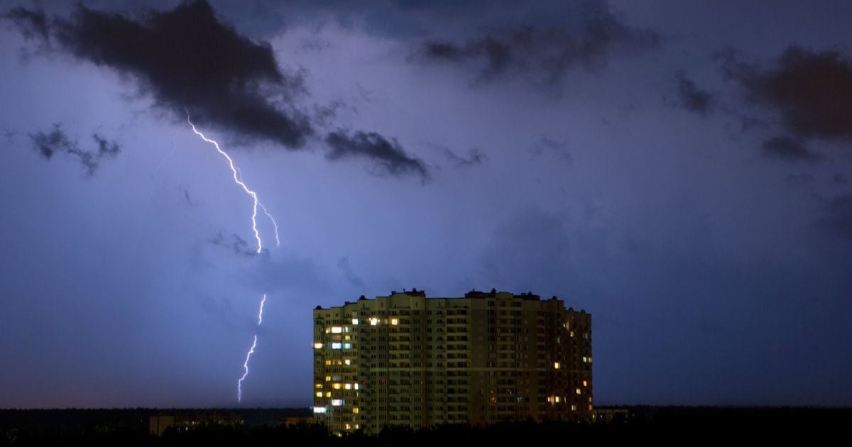 Синоптики обещают украинцам первые грозы