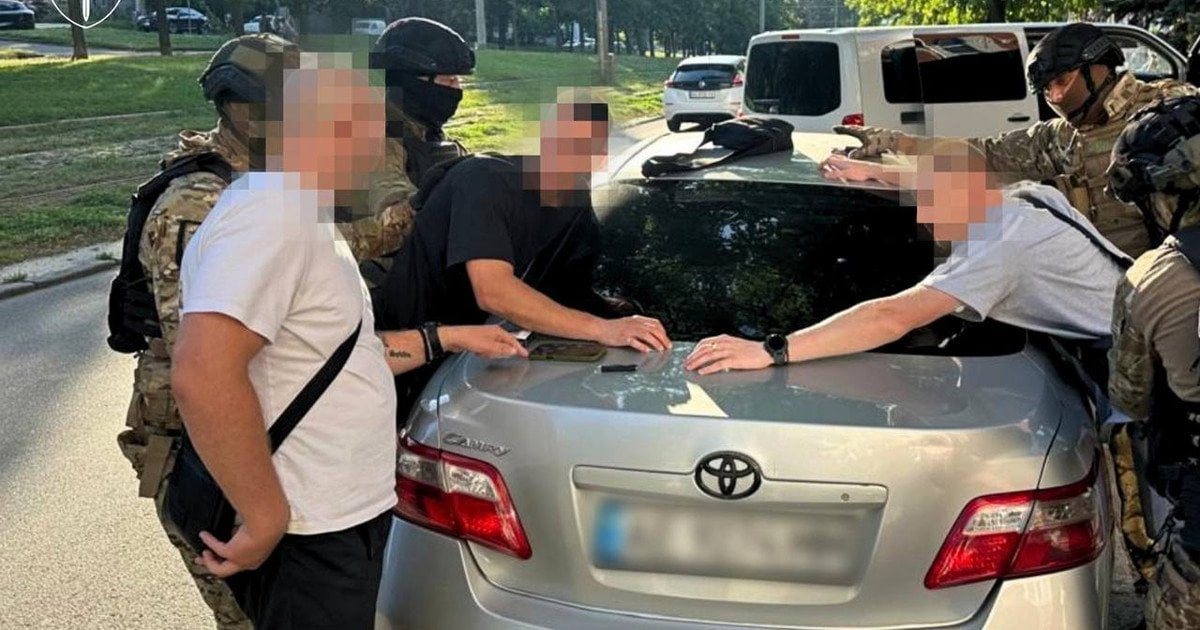 У Дніпрі напали на волонтера та відібрали гроші