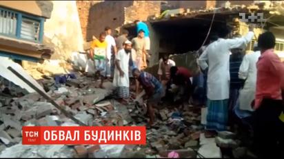 12 человек погибли в результате обвала домов на севере Индии
