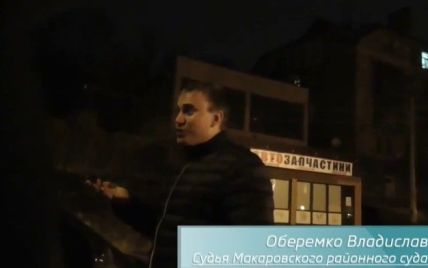 У Києві п'яний суддя за кермом погрожував даішнику пістолетом: "Я тебе зараз застрелю!"