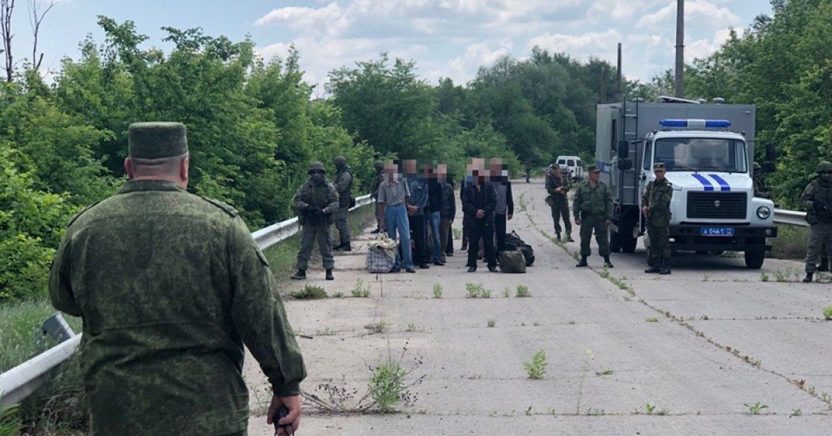 Бойовики "ЛНР" передали Україні 60 ув’язнених на окупованому Донбасі