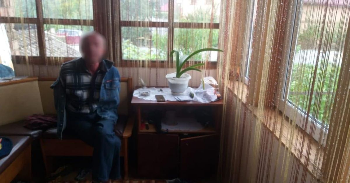 Новости Закарпатье 60-летний мужчина вонзил нож в спину племяннику — Украина — tsn.ua - Vimarsana News