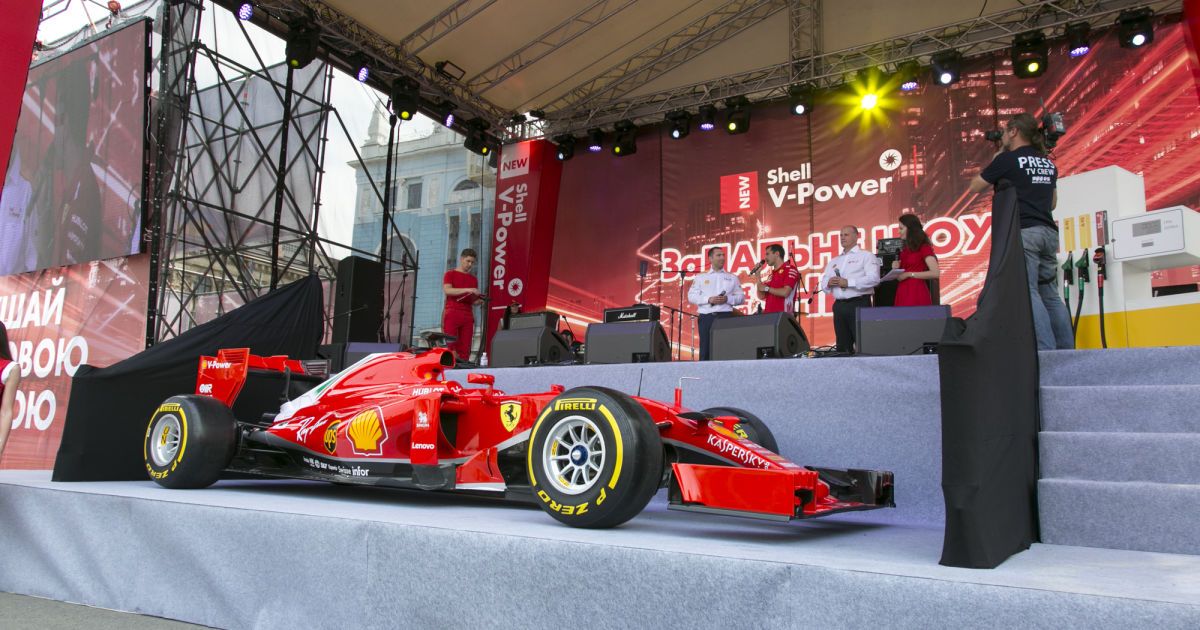 Shell V-Power_3