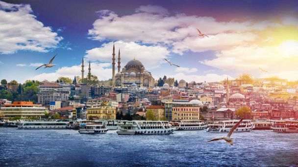  / © thetravelexplorers.com