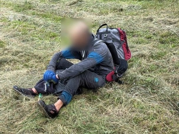 Двое черкасчан бежали в Беларусь: один хотел выдернуть оружие у пограничника